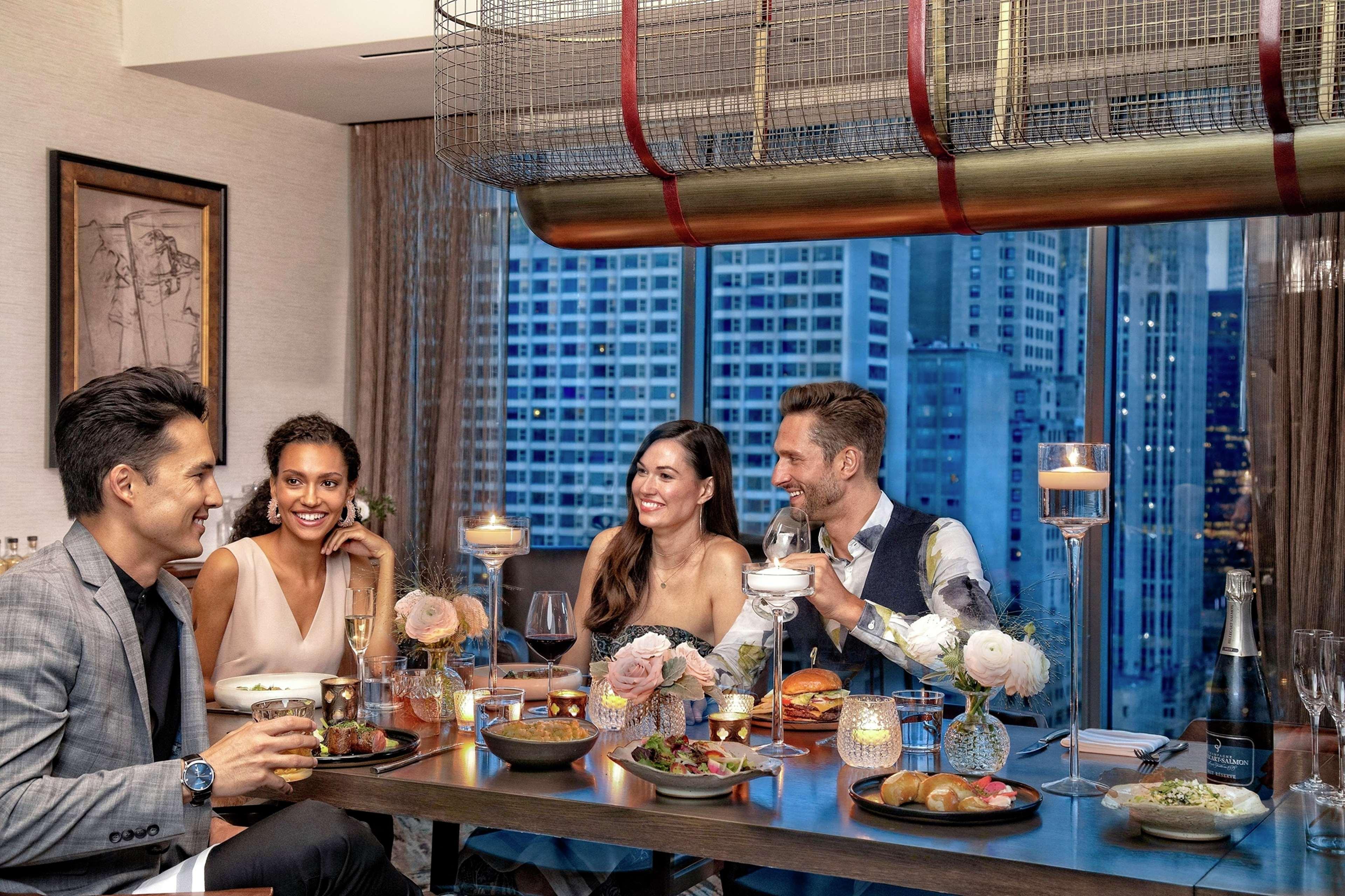 Residence Inn By Marriott Chicago Downtown Magnificent Mile Buitenkant foto