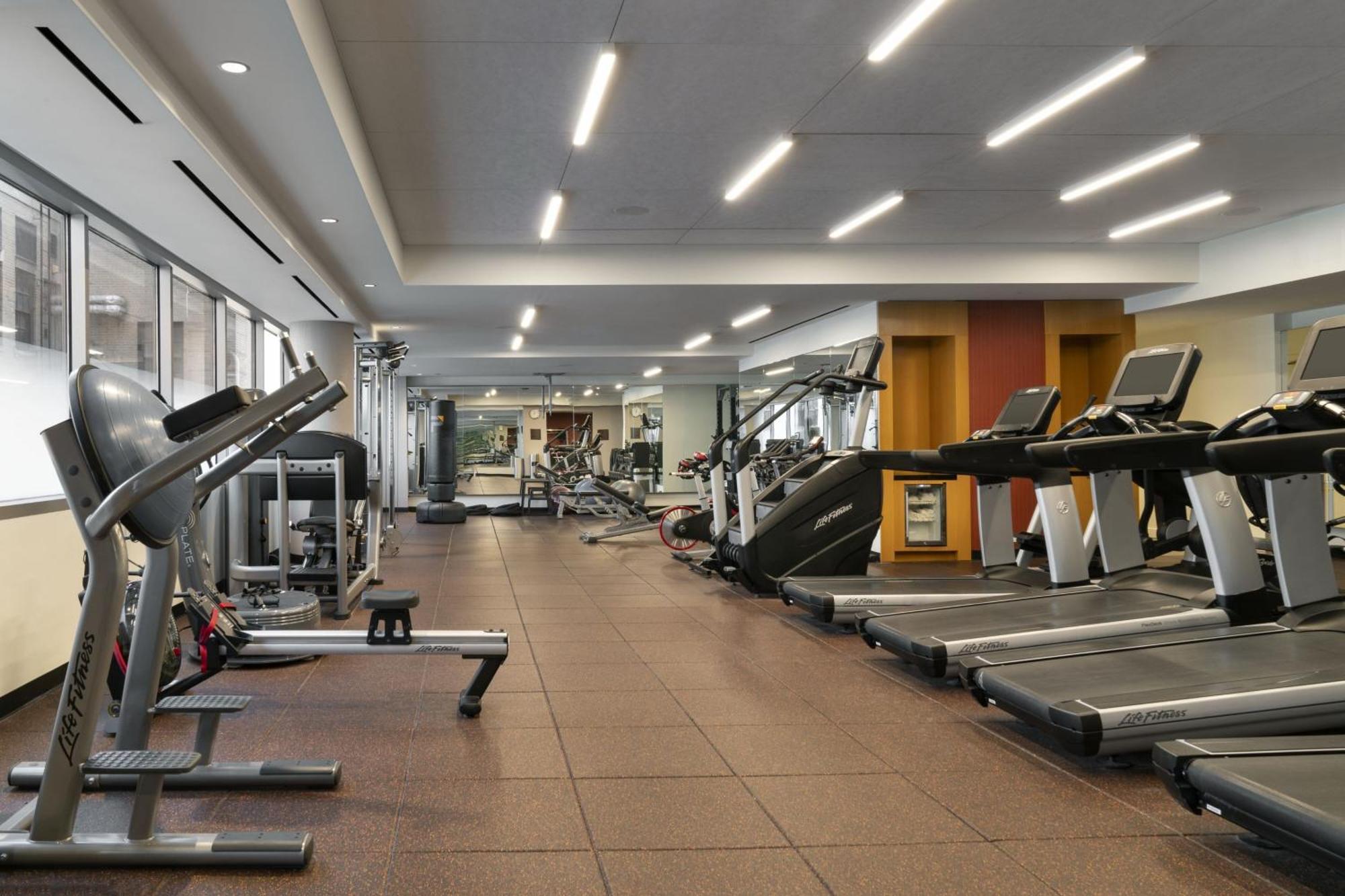Residence Inn By Marriott Chicago Downtown Magnificent Mile Buitenkant foto