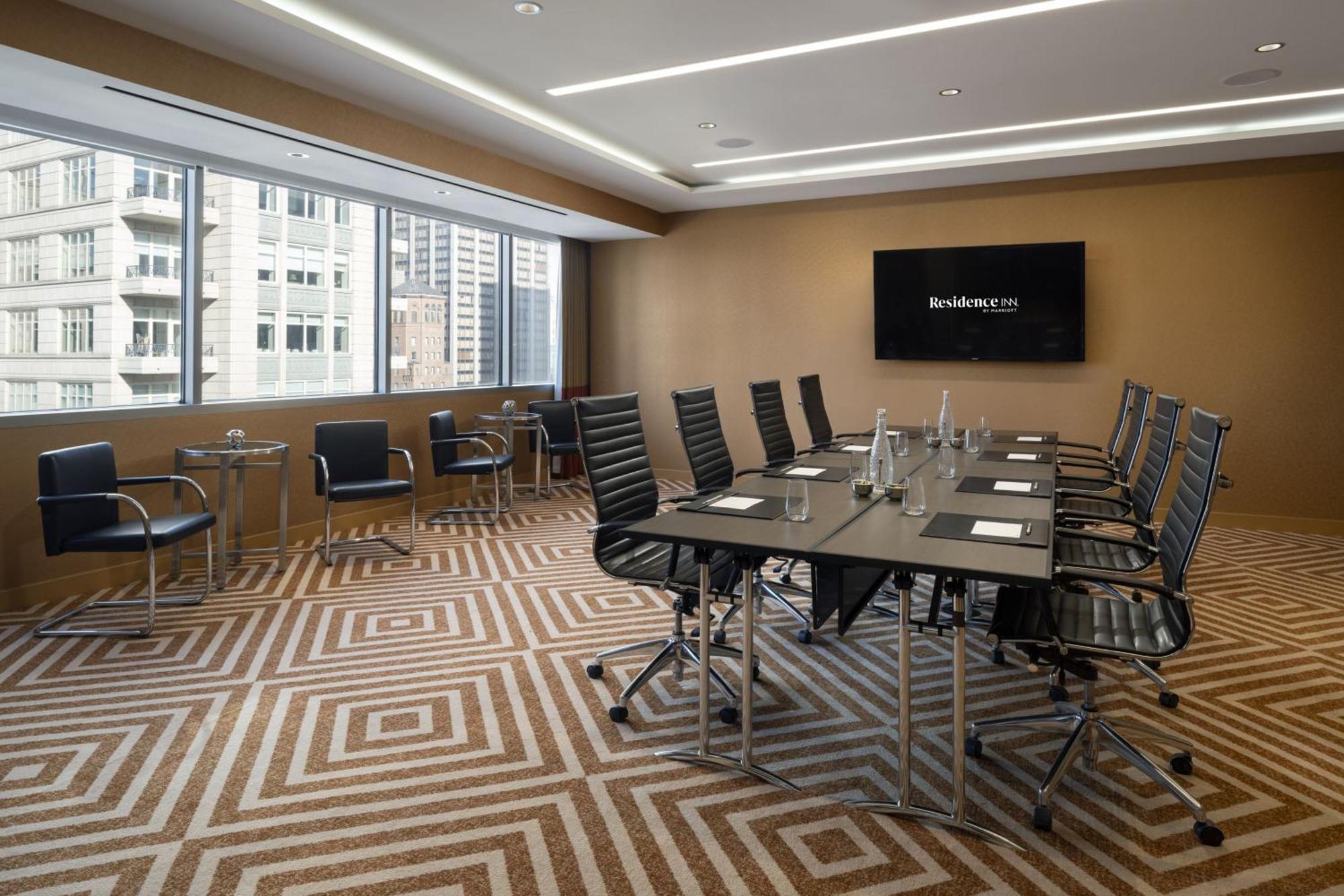 Residence Inn By Marriott Chicago Downtown Magnificent Mile Buitenkant foto
